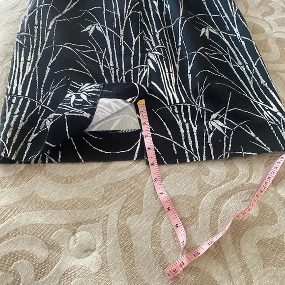 Talbots Petite 4 Black Bamboo Print A-Line Skirt | Chic European Style - Picture 8 of 10